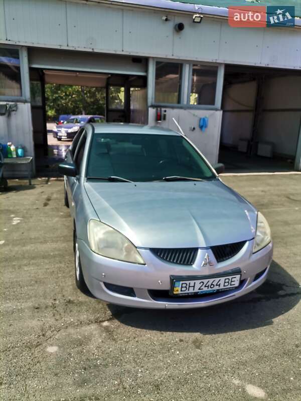 2004 mitsubishi lancer