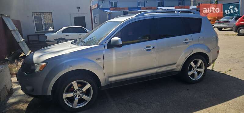 2008 mitsubishi outlander