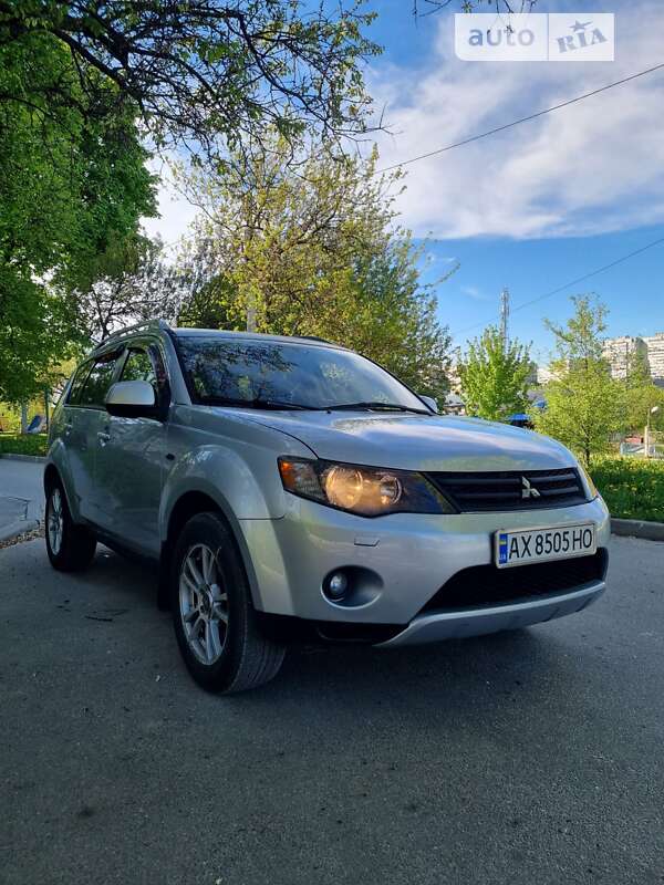 2008 mitsubishi outlander
