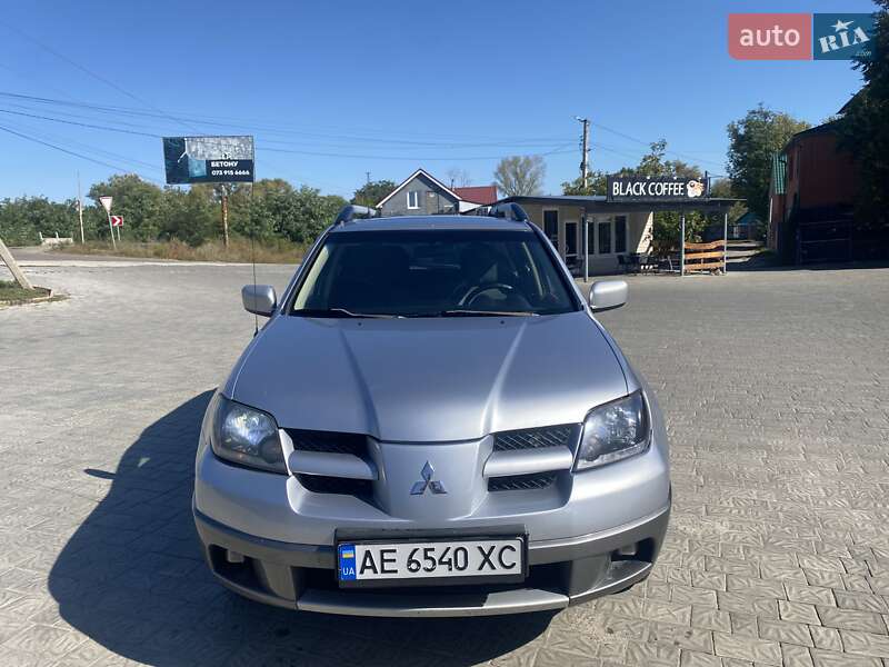 2004 mitsubishi outlander