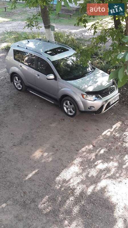 2008 mitsubishi outlander