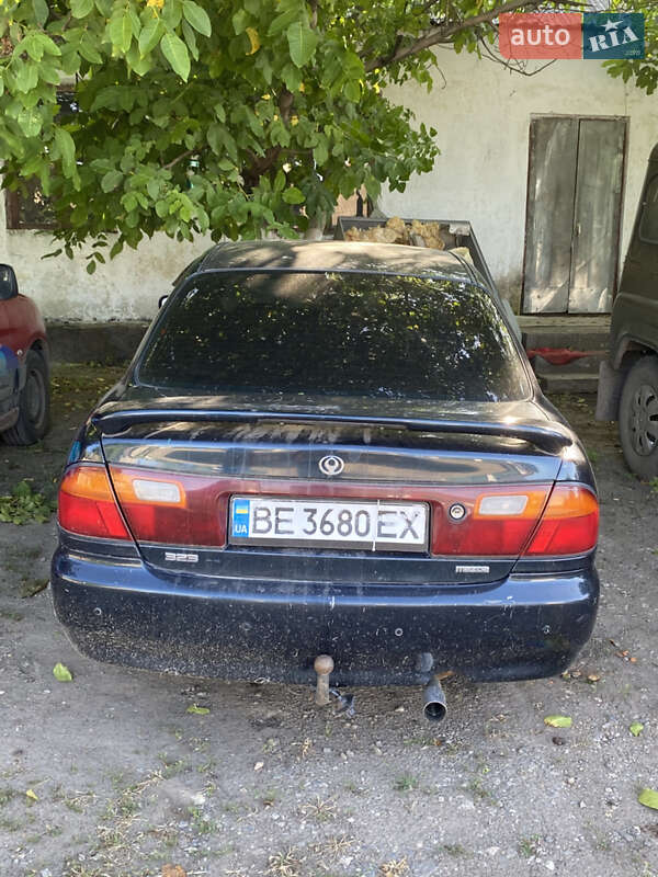 1995 mazda 323