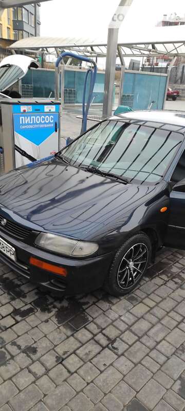 1995 mazda 323