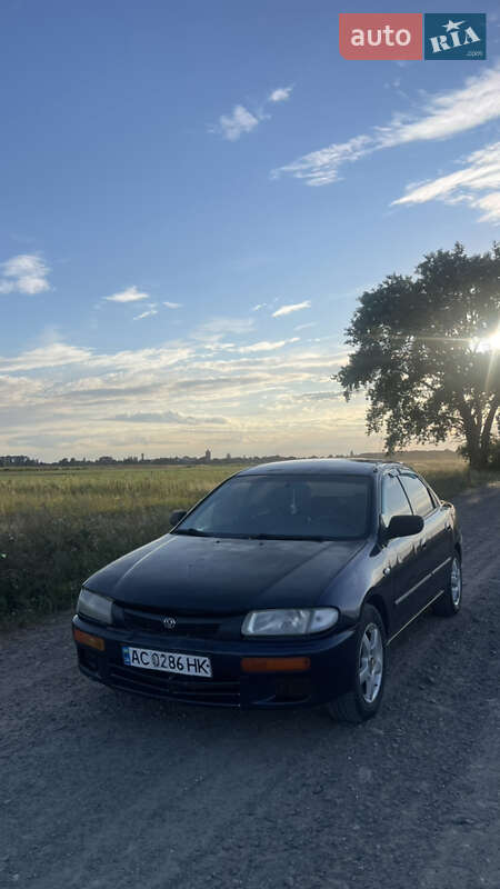 1996 mazda 323