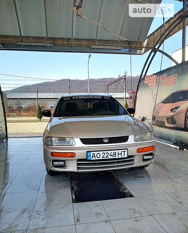 1996 mazda 323