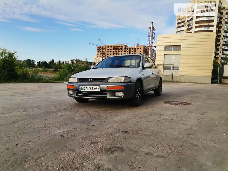 1996 mazda 323