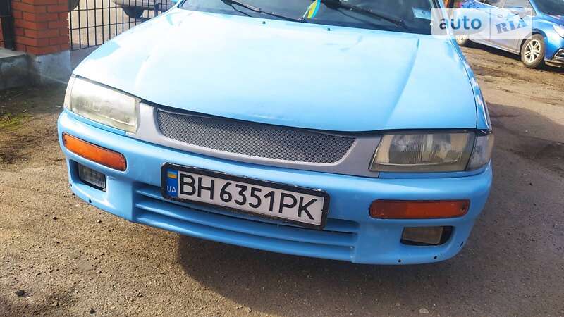 1996 mazda 323