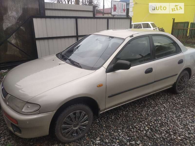 1996 mazda 323