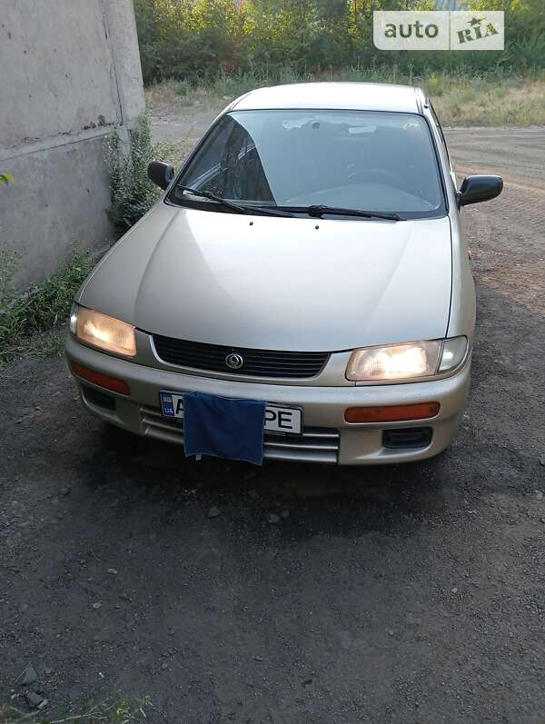 1996 mazda 323