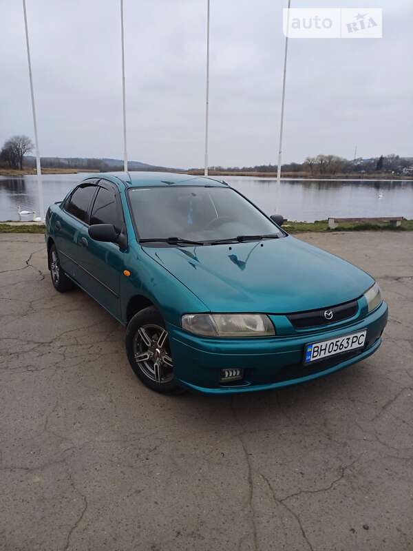 1998 mazda 323