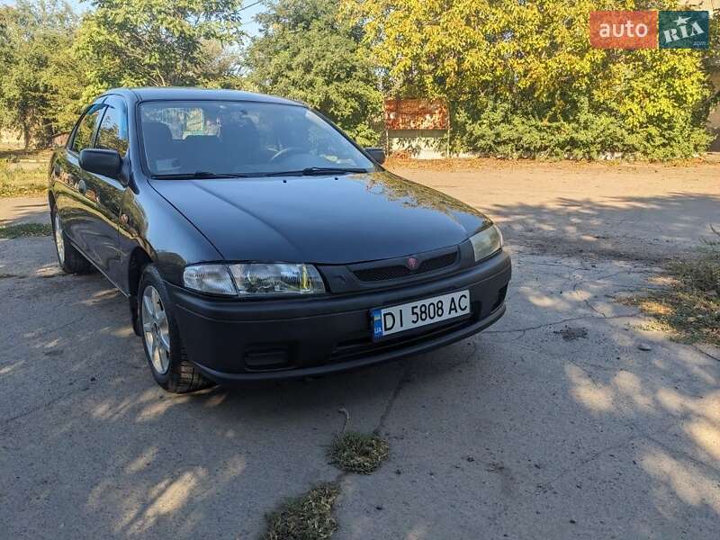 1998 mazda 323