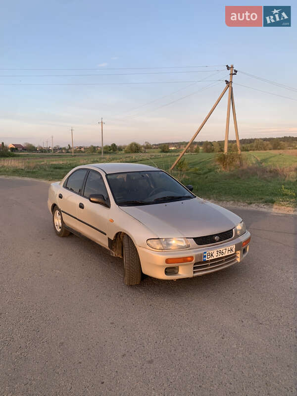 1995 mazda 323