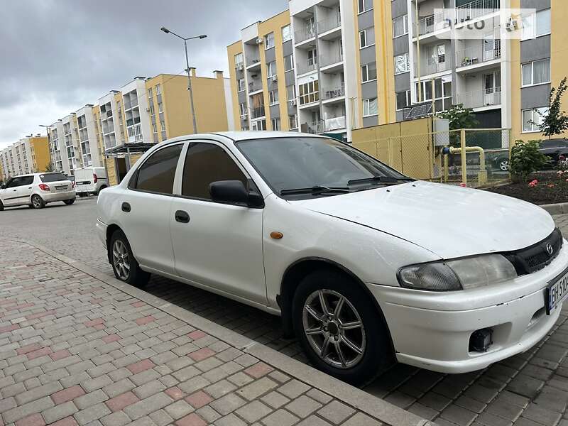 1998 mazda 323