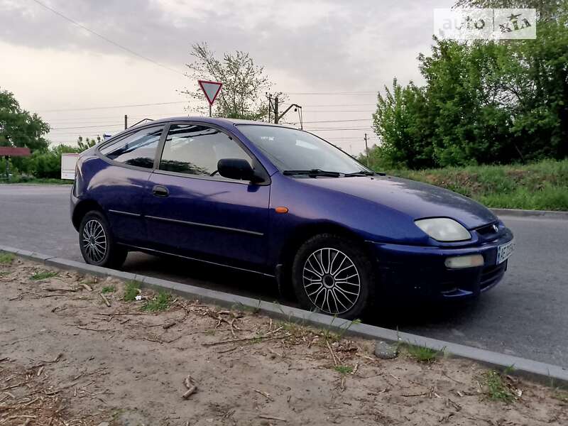 1994 mazda 323