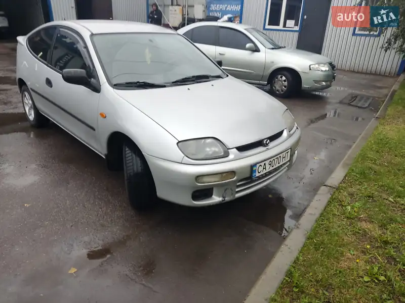 1998 mazda 323