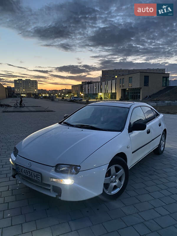1995 mazda 323