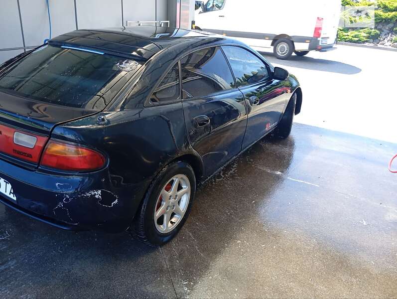 1995 mazda 323
