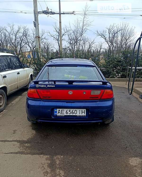 1995 mazda 323