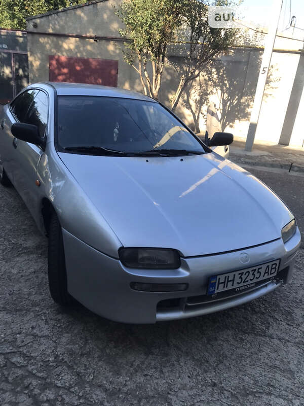 1997 mazda 323