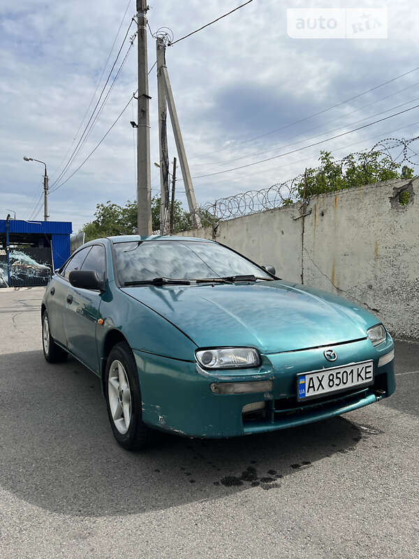 1998 mazda 323