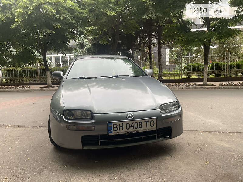 1998 mazda 323