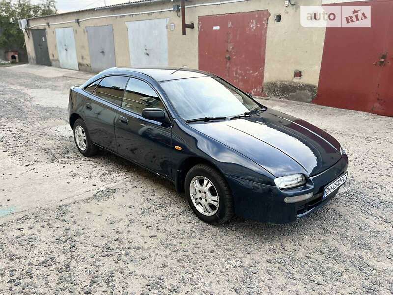 1998 mazda 323