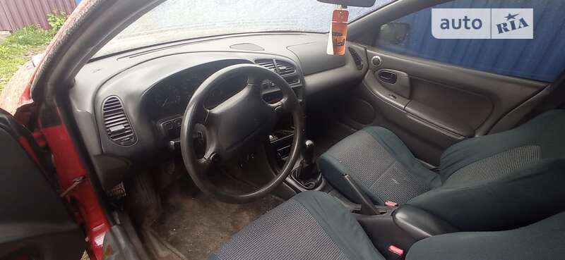 1995 mazda 323
