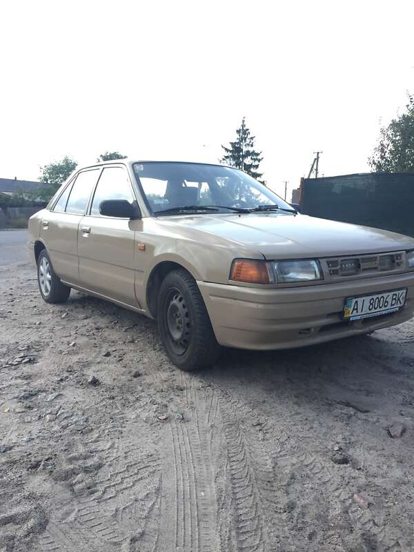 1992 mazda 323