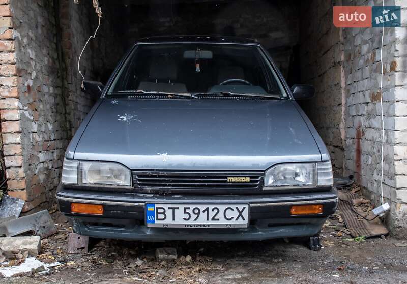 1988 mazda 323