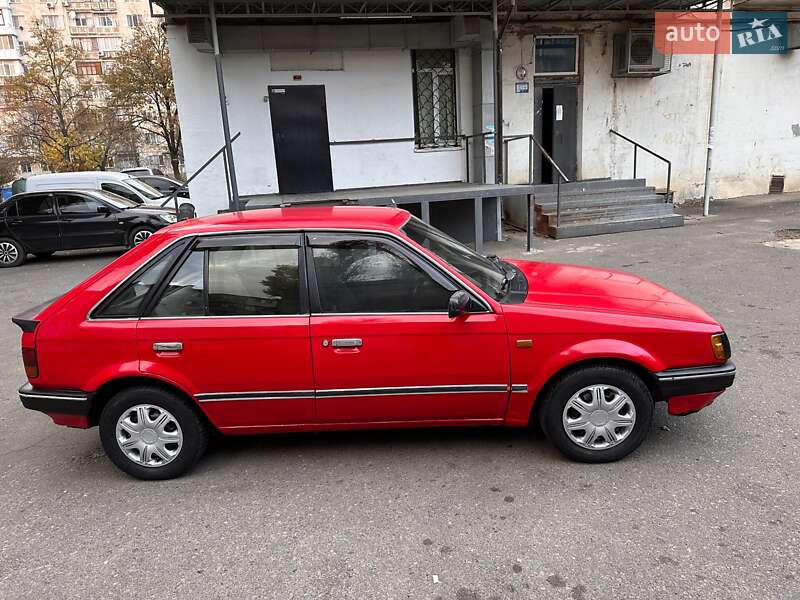 1988 mazda 323