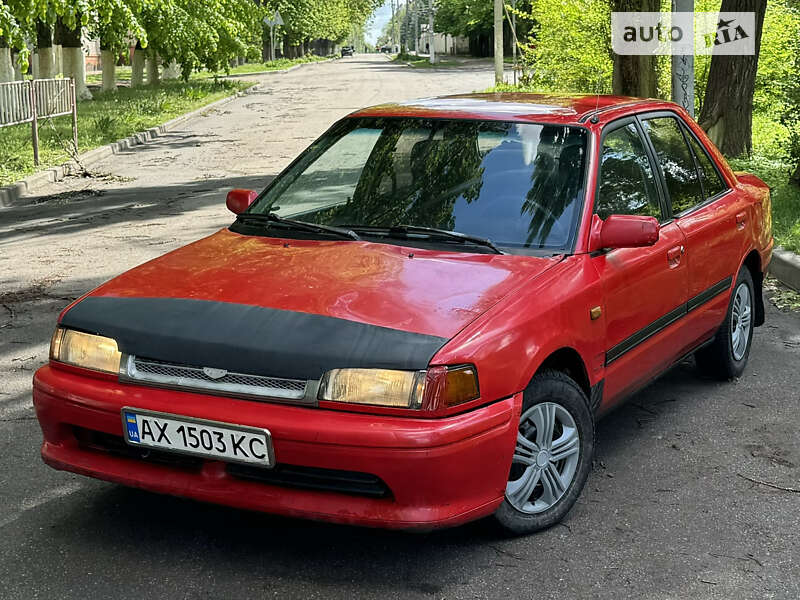 1990 mazda 323