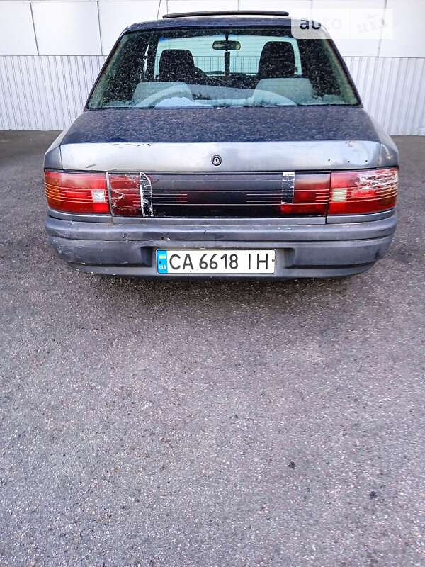 1992 mazda 323