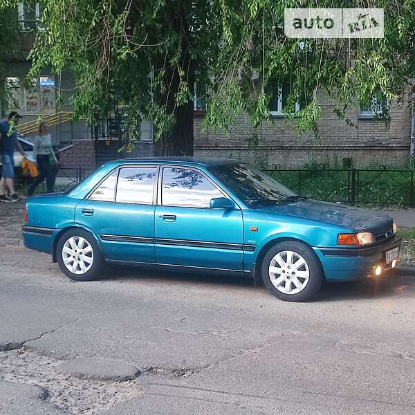 1992 mazda 323