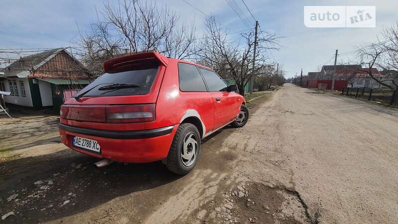 1989 mazda 323