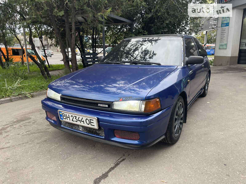 1989 mazda 323