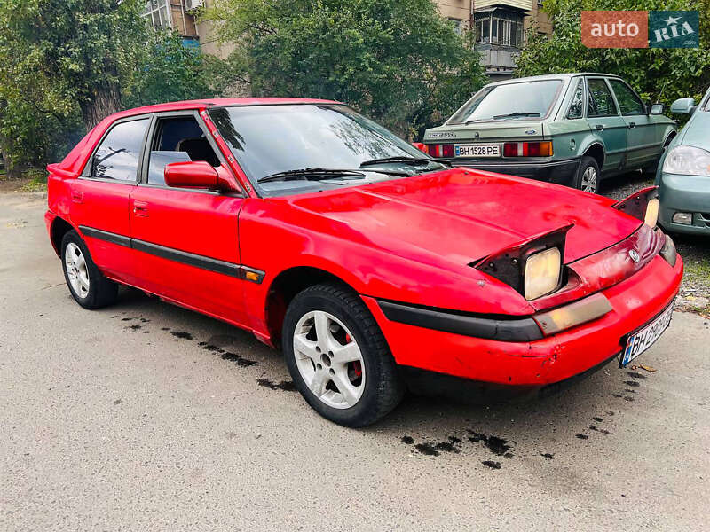 1990 mazda 323