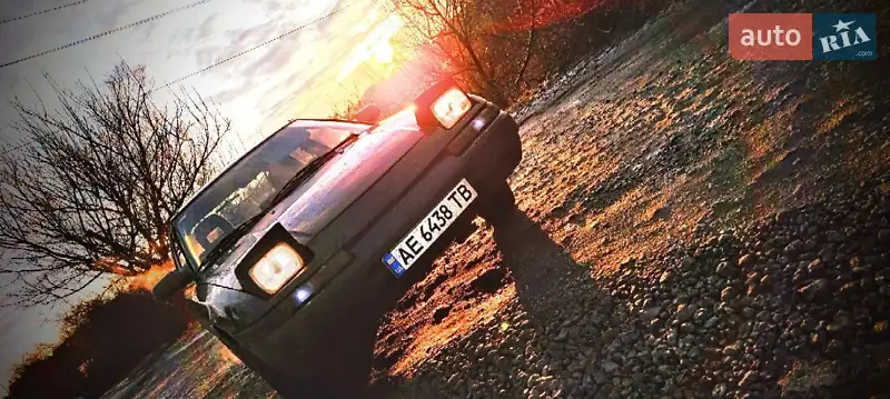 1992 mazda 323