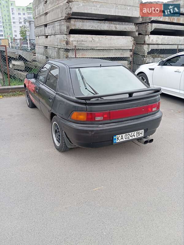 1993 mazda 323