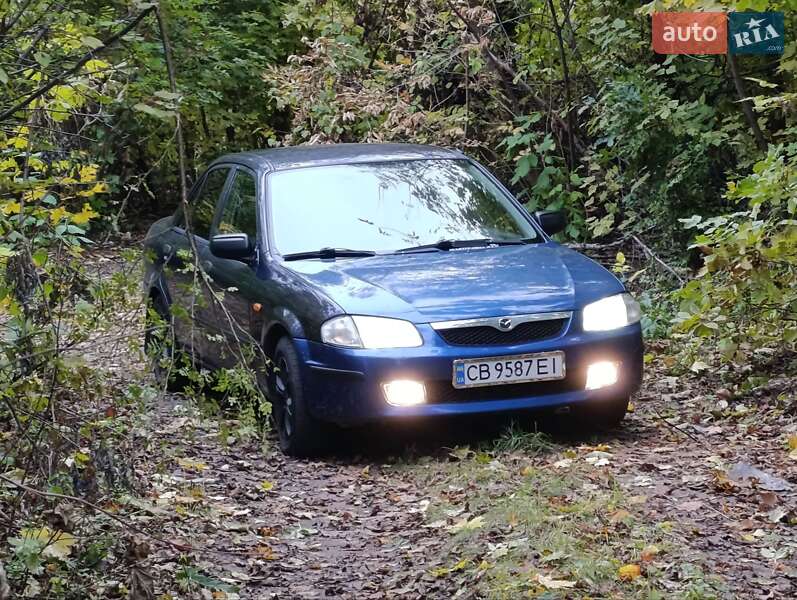 2000 mazda 323