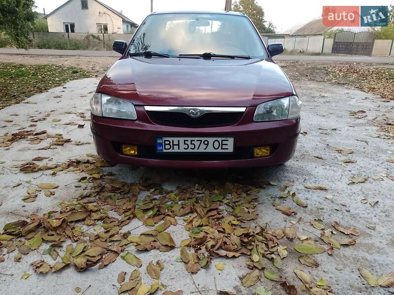 1999 mazda 323