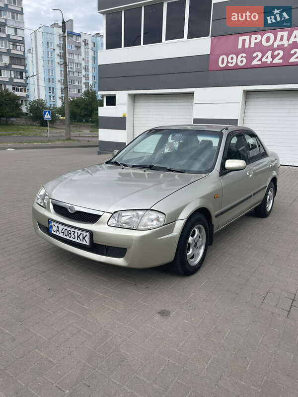 1998 mazda 323
