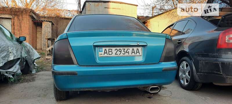 1999 mazda 323