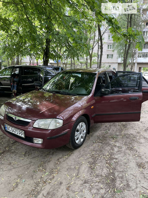 1999 mazda 323