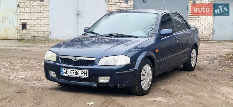 2000 mazda 323
