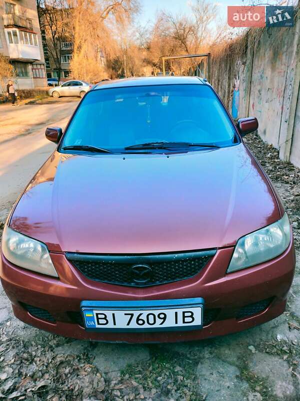 2003 mazda 323