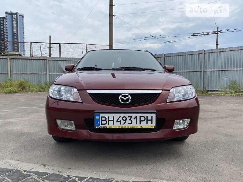 2003 mazda 323