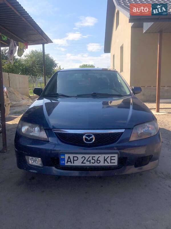 2002 mazda 323