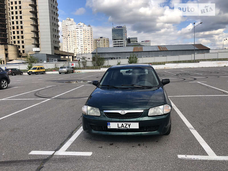 1998 mazda 323
