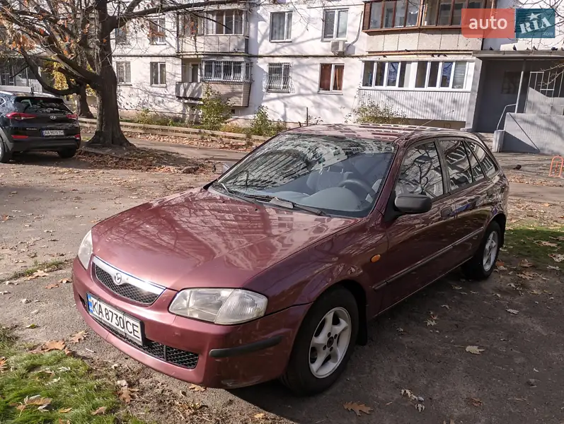 1998 mazda 323