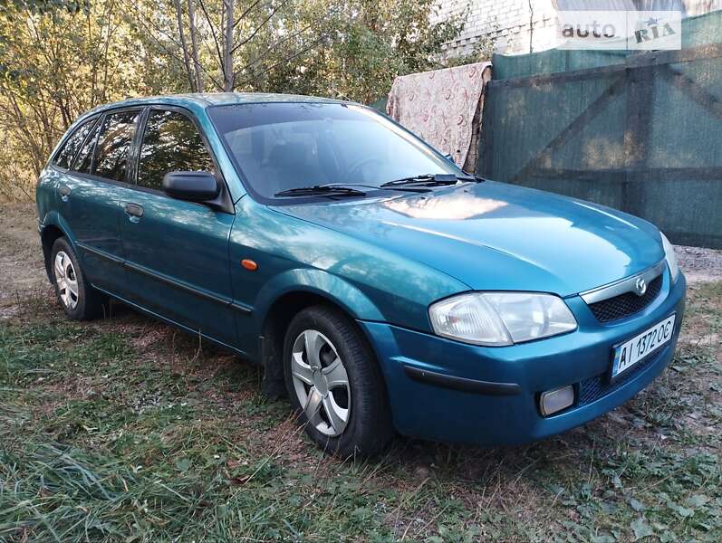 1999 mazda 323